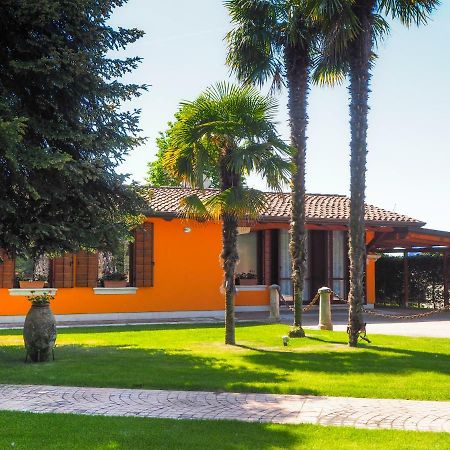 La Brigata Apartments Orange House カヴァッリーノ・トレポルティ エクステリア 写真